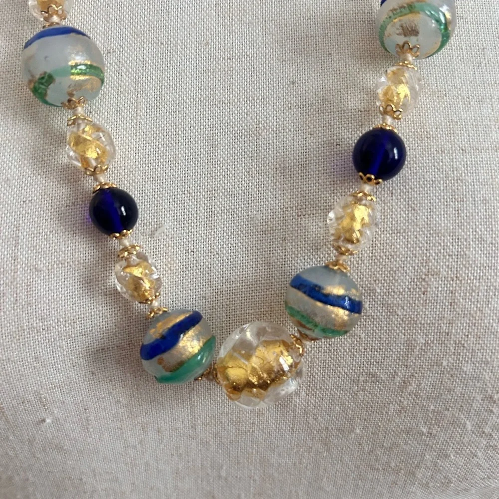VINTAGE ALABASTER, BLUE, GREEN AND GOLD FOIL BEADS GLASS by Alexander Lee - Picture 3 of 4
